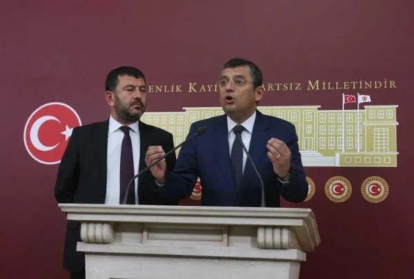 6. Kattaki Rüşvetin Sırrı Çözüldü! Veli Ağbaba'nın Akrabası Çıktı